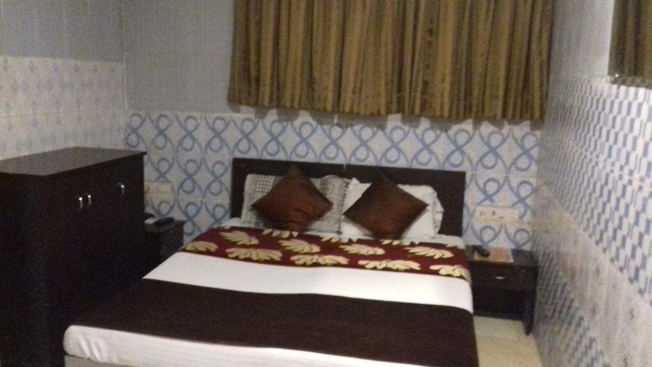 Hotel Majesty Palace Mumbai Dış mekan fotoğraf