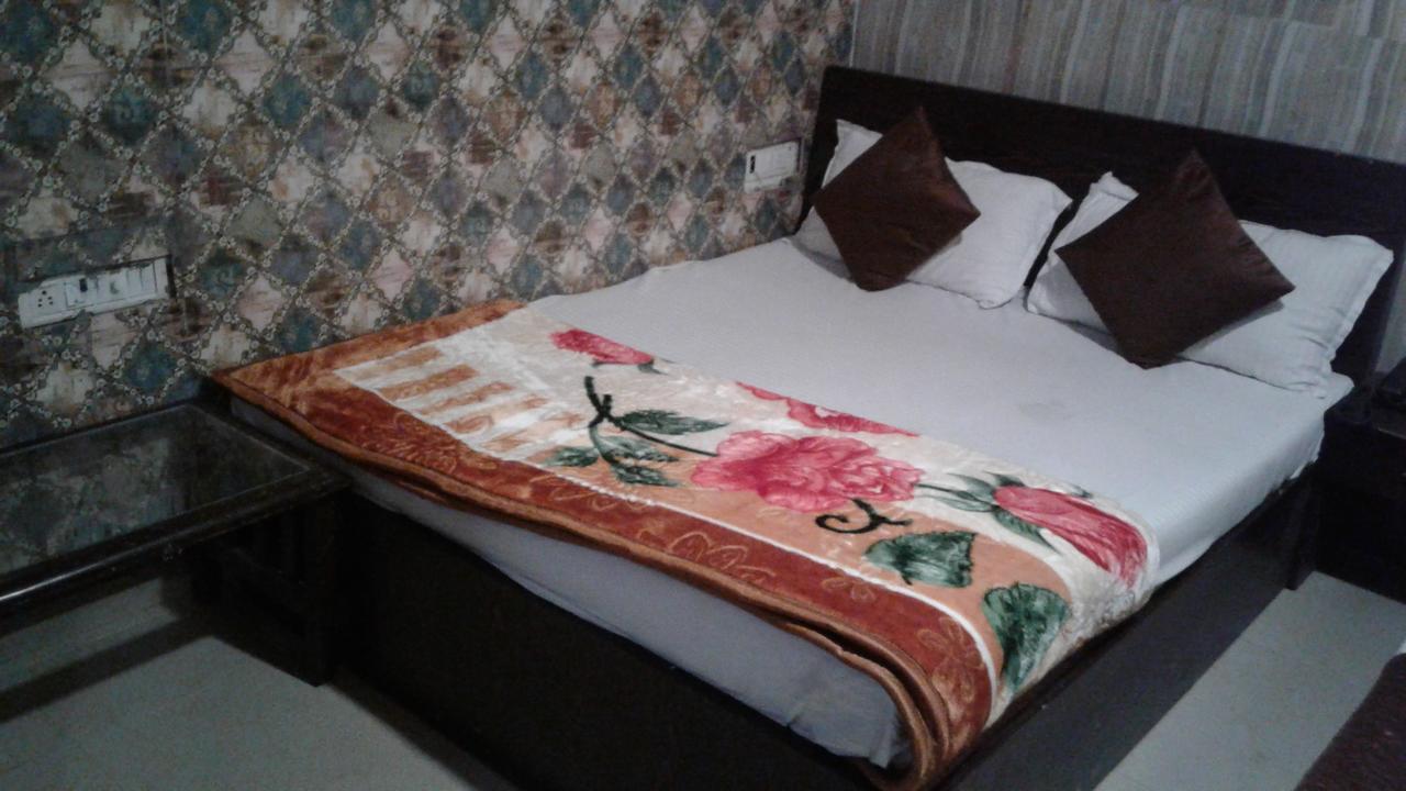 Hotel Majesty Palace Mumbai Dış mekan fotoğraf